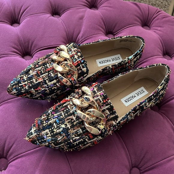 Steve Madden Famed Boucle Chain Detail Loafers - Picture 2 of 4